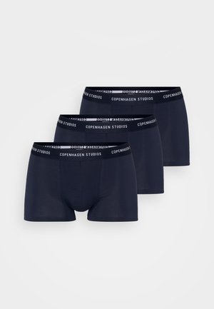 Pack de tres bóxers azul marino, tejido suave, diseño ajustado, cinturilla elástica con el logo de "Copenhagen Studios" en la parte superior.