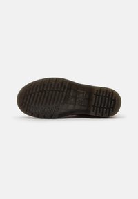 Dr. Martens Stivaletti stringati - tan