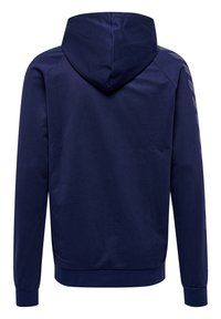 Navy blauwe hoodie gemaakt van zacht materiaal; heeft een effen rug, ribgebreide manchetten en een bedrukt ontwerp op de rechtermouw.