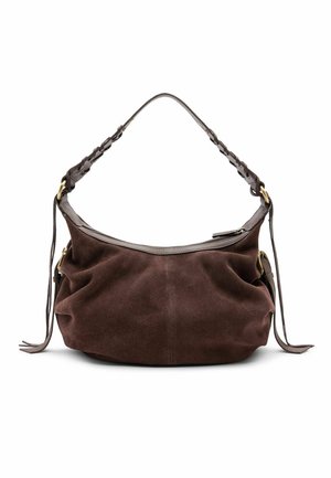 Sac à bandoulière en daim marron foncé avec sangle tressée, ferrures dorées, pampilles sur le côté et fermeture éclair supérieure.