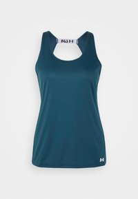 Turkoosi urheilutanktoppi, joka on valmistettu sileästä materiaalista. Sen ykköshape on racerback, ja takana on leikattu yksityiskohta. Under Armour -logo helman kohdalla.