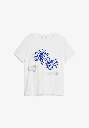 Hvid bomulds T-shirt med blå broderede blomster og håndskrevne tekstdetaljer. Korte ærmer og afslappet pasform.