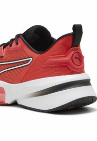 Puma PWRFRAME TR 3 - Hardloopschoenen voor op de weg - active red black white