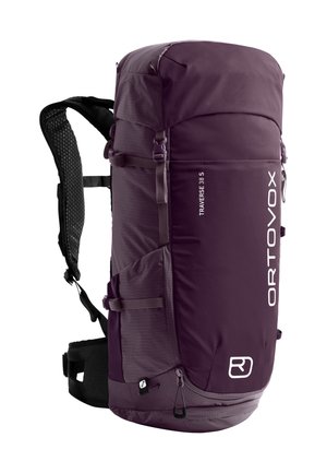 BERG TRAVERSE 38 S - Hiking rucksack - wild berry