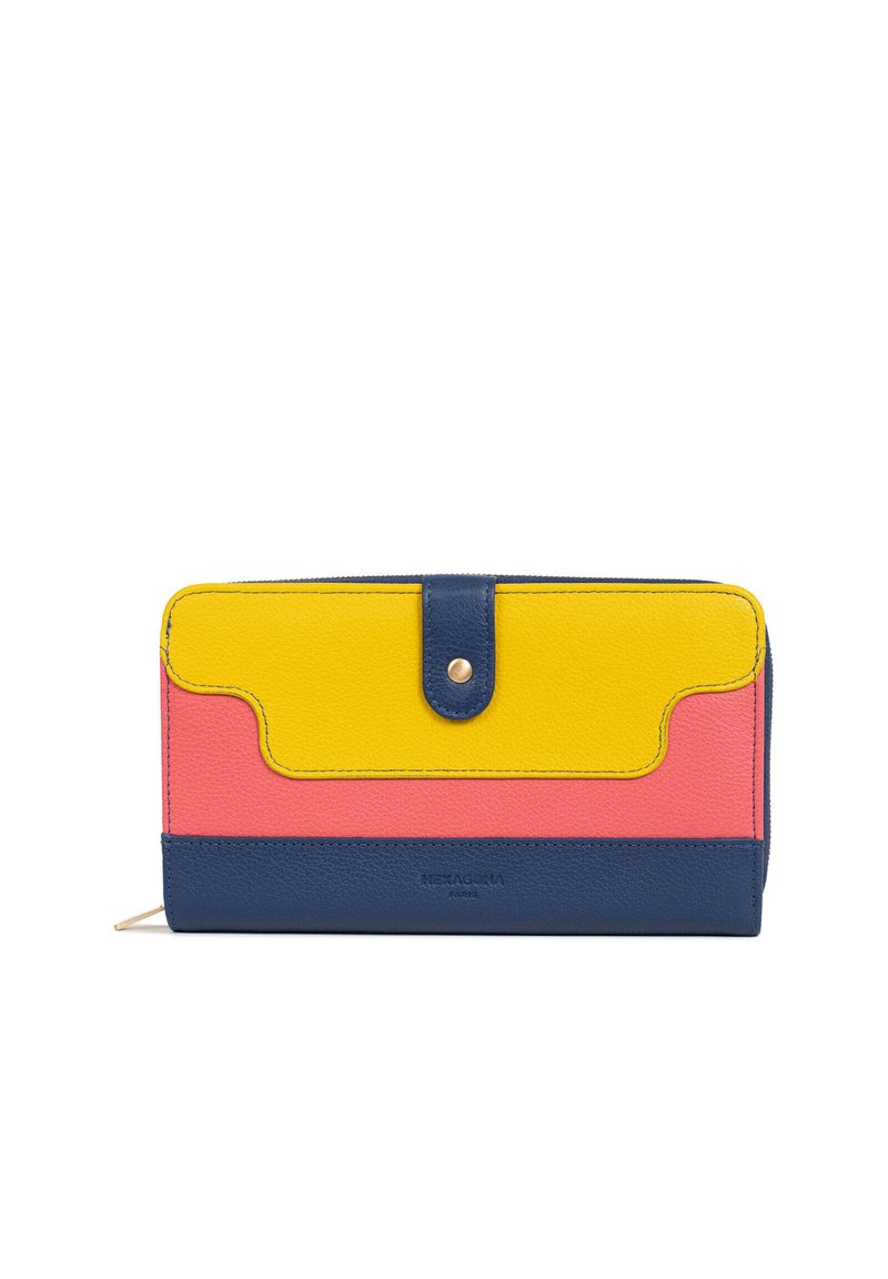 Tricolor portemonnee met gele, roze en marineblauwe textuurleer, voorzien van een drukknoopsluiting en gebogen ontwerpaccenten.