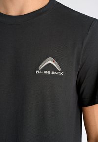 Lindbergh EMBROIDERY TEE - T-shirt med print - black sea