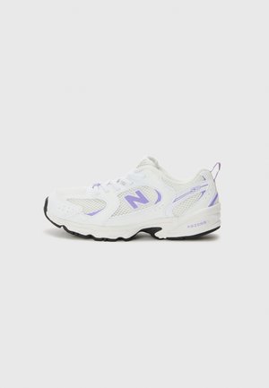 530 UNISEX - Matalavartiset tennarit - white