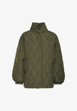 Veste matelassée en olive. Caractéristiques : col haut, épaules arrondies, fermeture à boutons et poches latérales pour plus de fonctionnalité.
