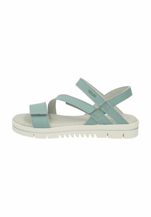 Hellblaue Sandale mit offenen Zehen, verstellbaren Riemen und weißer, gepolsterter Sohle, Seitenansicht auf weißem Hintergrund.