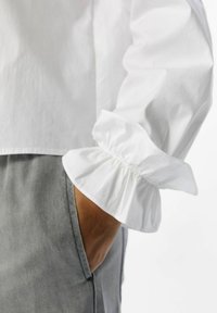 Object RAFFINIERTE - Skjortebluser - white