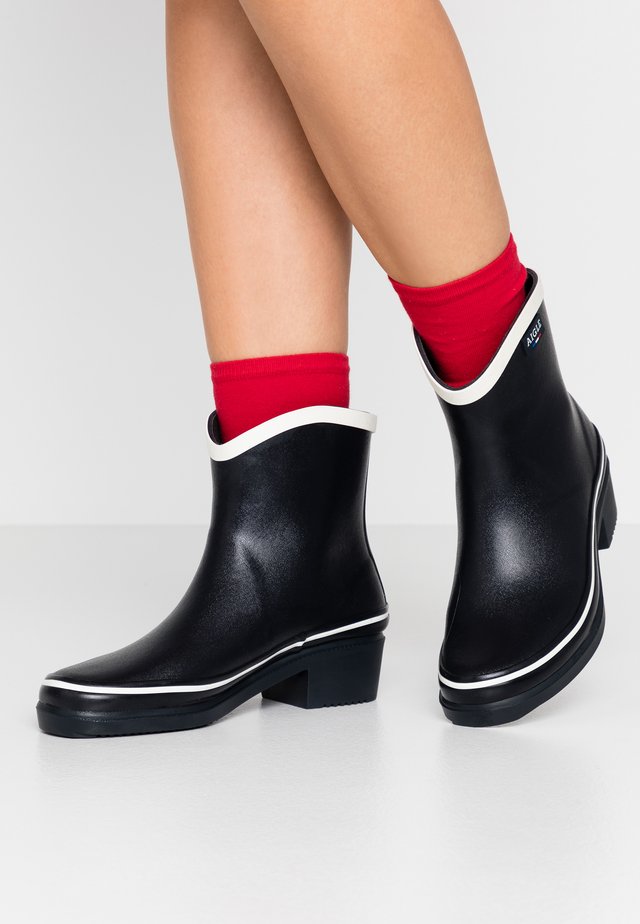 MISS JULIETTE POP - Bottes en caoutchouc - dark navy/white