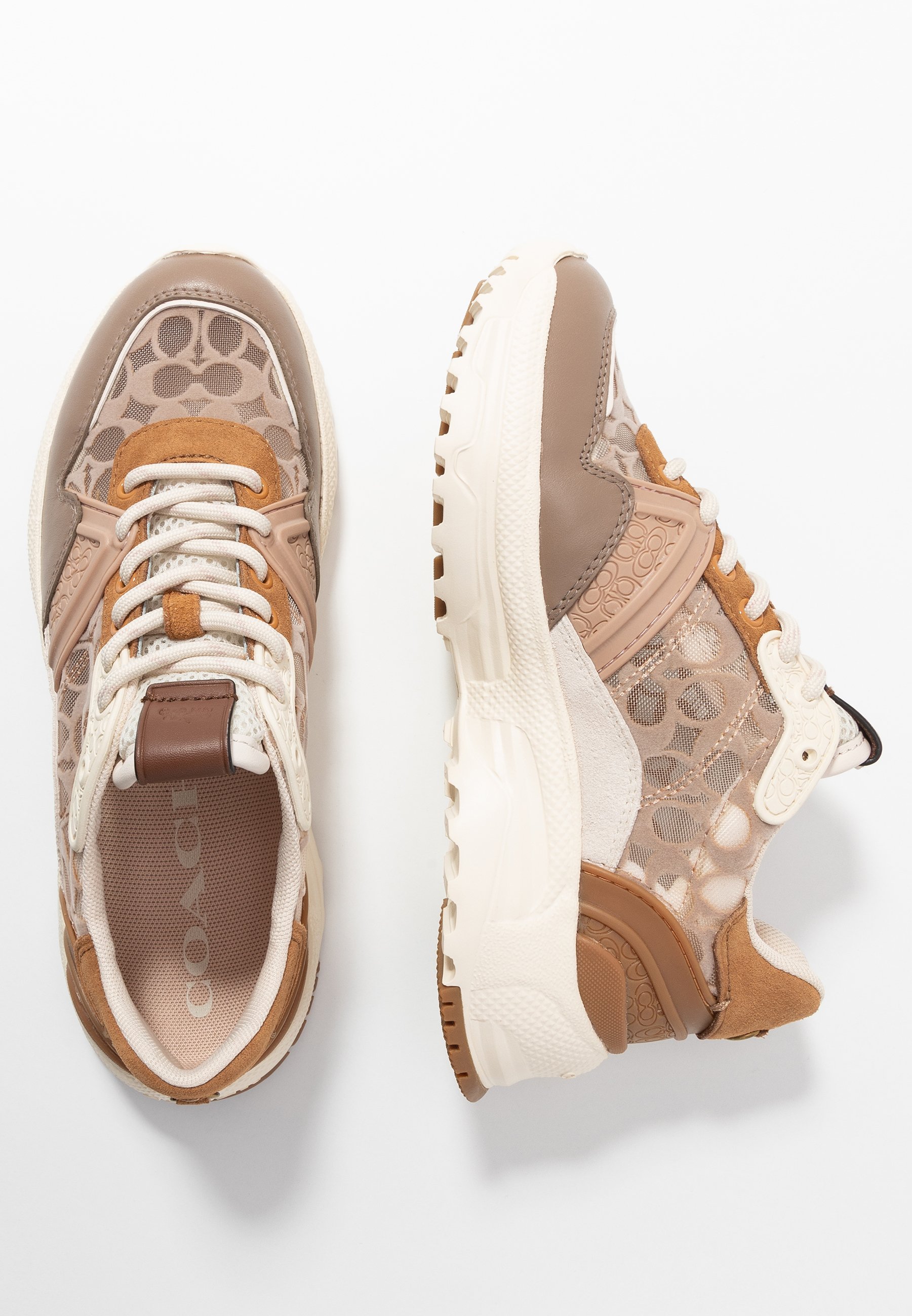 coach runner signature