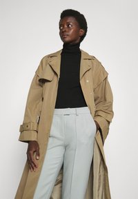 MAX&Co. MANAMA - Strikkegenser - black