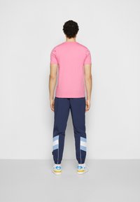 Ellesse MAVOZ - T-shirt básica - pink