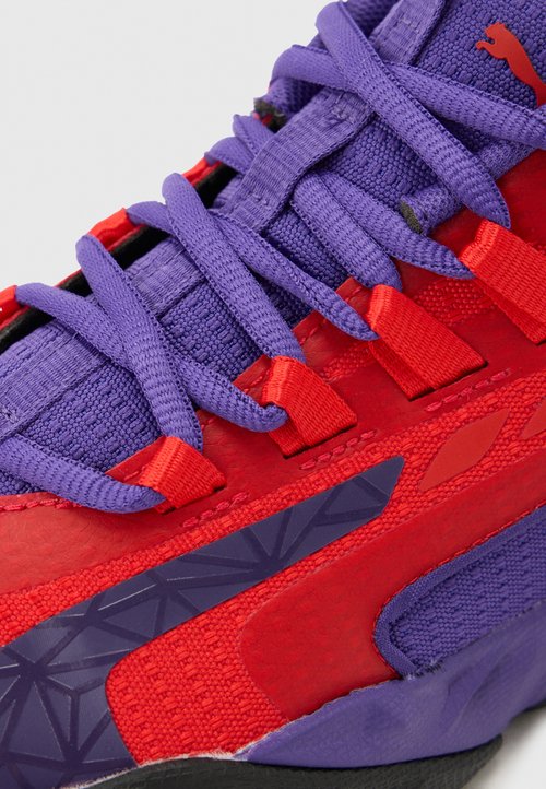 PUMA DAGGER 2 UNISEX - Basketball shoes - team violet/for all time red/black — foto 6
