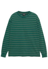 Tricou verde cu mâneci lungi, cu dungi orizontale crem și portocalii. Are guler rotund și manșete drepte. Confecționat din material moale de bumbac.