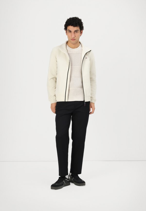 ESSENTIAL CASUAL - Light jacket - newsprint4