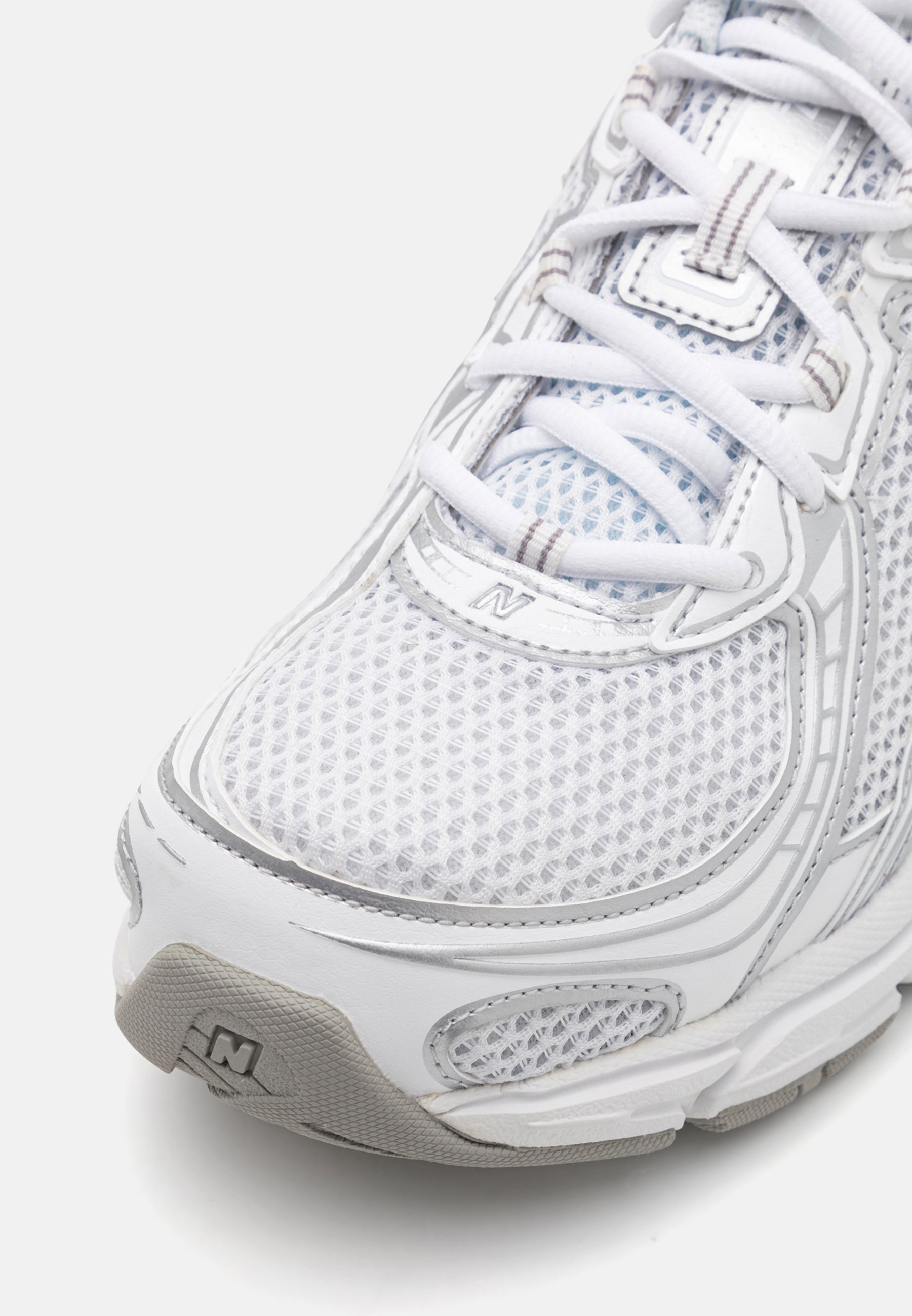 New Balance U740 UNISEX - Trainers - white - Zalando