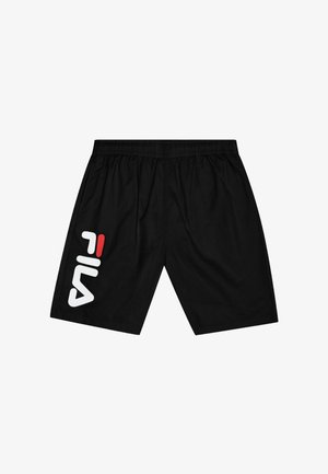 Sorte atletikshorts med elastisk linning og stort hvidt og rødt FILA-logo på venstre ben.