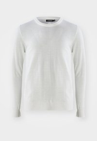 Weißer Langarmpullover mit Rundhalsausschnitt, gerippten Bündchen und Saum. Hergestellt aus leichtem, strukturiertem Stoff mit subtiler Glanz.