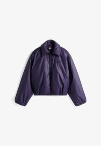 Wybrany, nocturnal purple