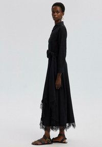 Touché Privé WRAP WITH DETAIL - Vestito lungo - black