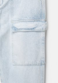 PULL&BEAR BAGGY  - Džínsy voľného strihu - light blue denim