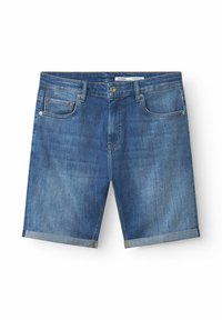 Denim kratke hlače v srednji modri barvi z lahkim pranjem, s standardnim pet-pocket oblikovanjem in zloženi robovi. Diskretno šivanje in podrobnosti z zlatim gumbom.