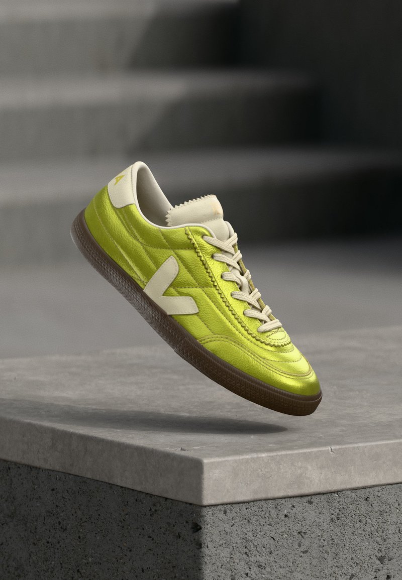 Veja PANENKA pagi/pierre/eagle/metallic green