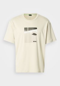 Wybrany, light beige