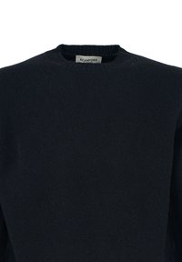 Granatowy sweter dzianinowy z okrągłym dekoltem. Wykonany z miękkiego materiału, prezentującego prążkowaną teksturę. Metka mówi "ACANFORA."