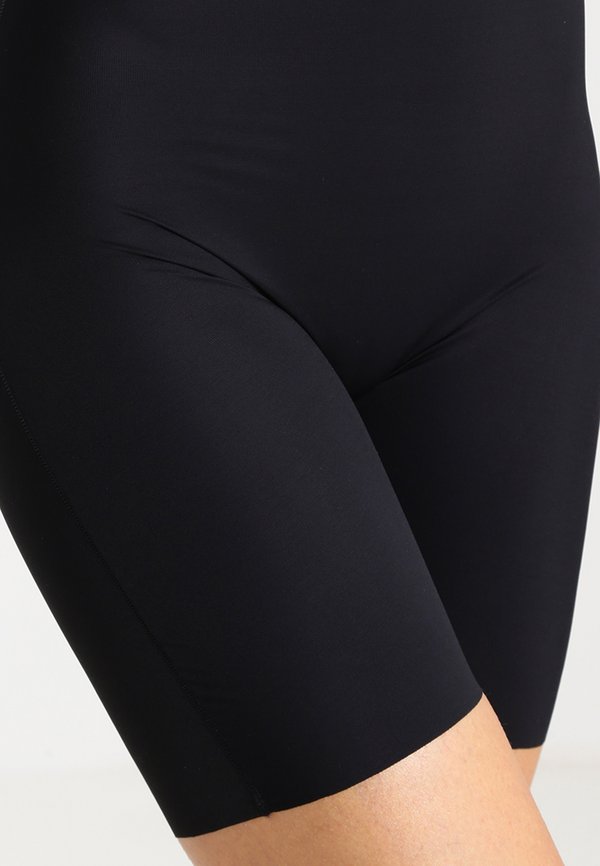 MAXI SEXY BERMUDA - Pants2