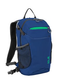 Sac à dos bleu avec bretelles rembourrées noires, deux poches latérales en mesh, poche avant zippée verte et logo "Jack Wolfskin" à l'avant.
