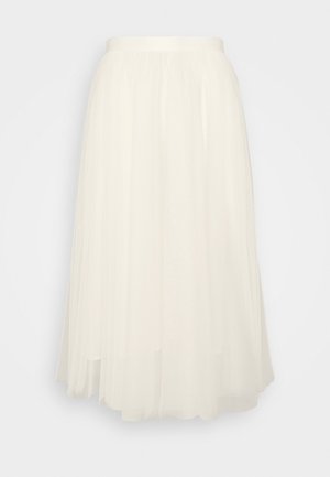 Jupe en tulle blanche avec une taille ajustée, doublure intérieure à mi-mollet et tissu extérieur transparent superposé. Texture douce et design fluide.
