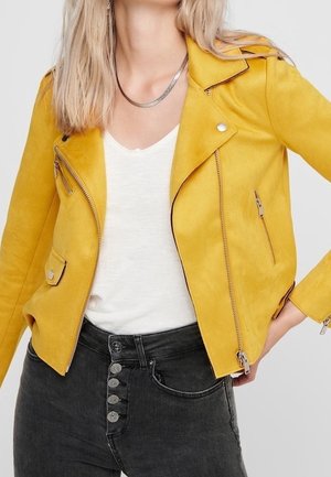 Kurtka ze skóry ekologicznej