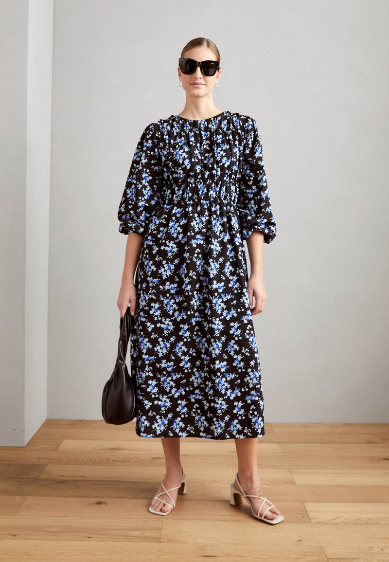 Marks & Spencer MOCKED TEA DRESS Robe de jour blue mix/bleu