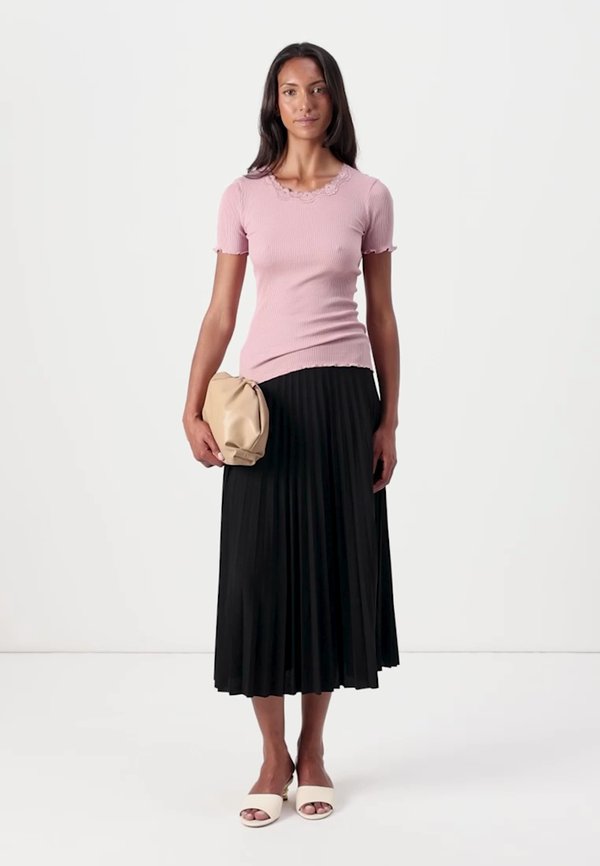 BEATHA REGULAR O NECK - Print T-shirt - woodrose2