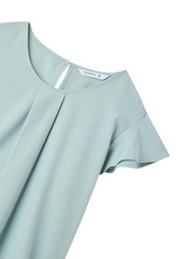 Abito verde chiaro a maniche corte realizzato in tessuto morbido, con scollatura rotonda e apertura a chiave sul retro. Design semplice con dettagli plissettati.