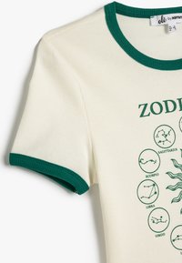 Koton - T-shirt z nadrukiem