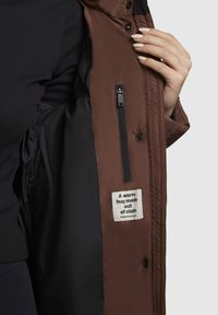 khujo SONJE - Manteau d'hiver - rotbraun