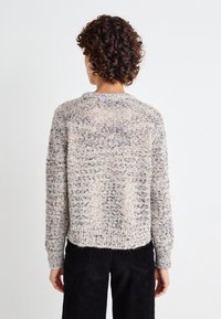 ONLY ONLBEAUTY NECK  - Camisola - cloud dancer