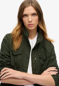 Superdry & Co TROPEZ zielony