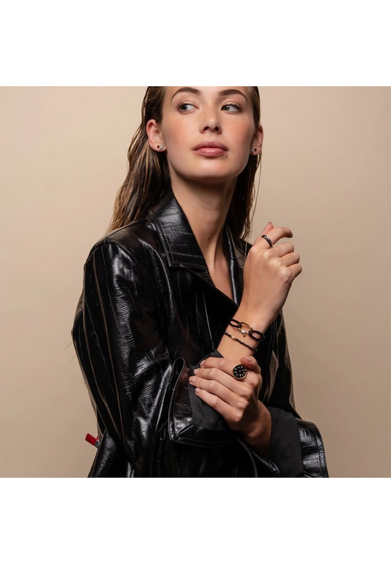 ti sento oorhangers zwart