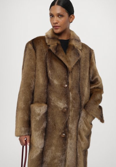 STAND STUDIO COAT - Χειμωνιάτικο παλτό - brown