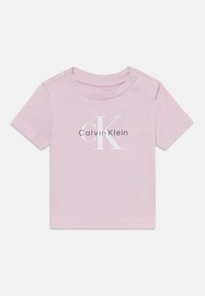 MONOGRAM UNISEX - T-shirts med print - pink ice