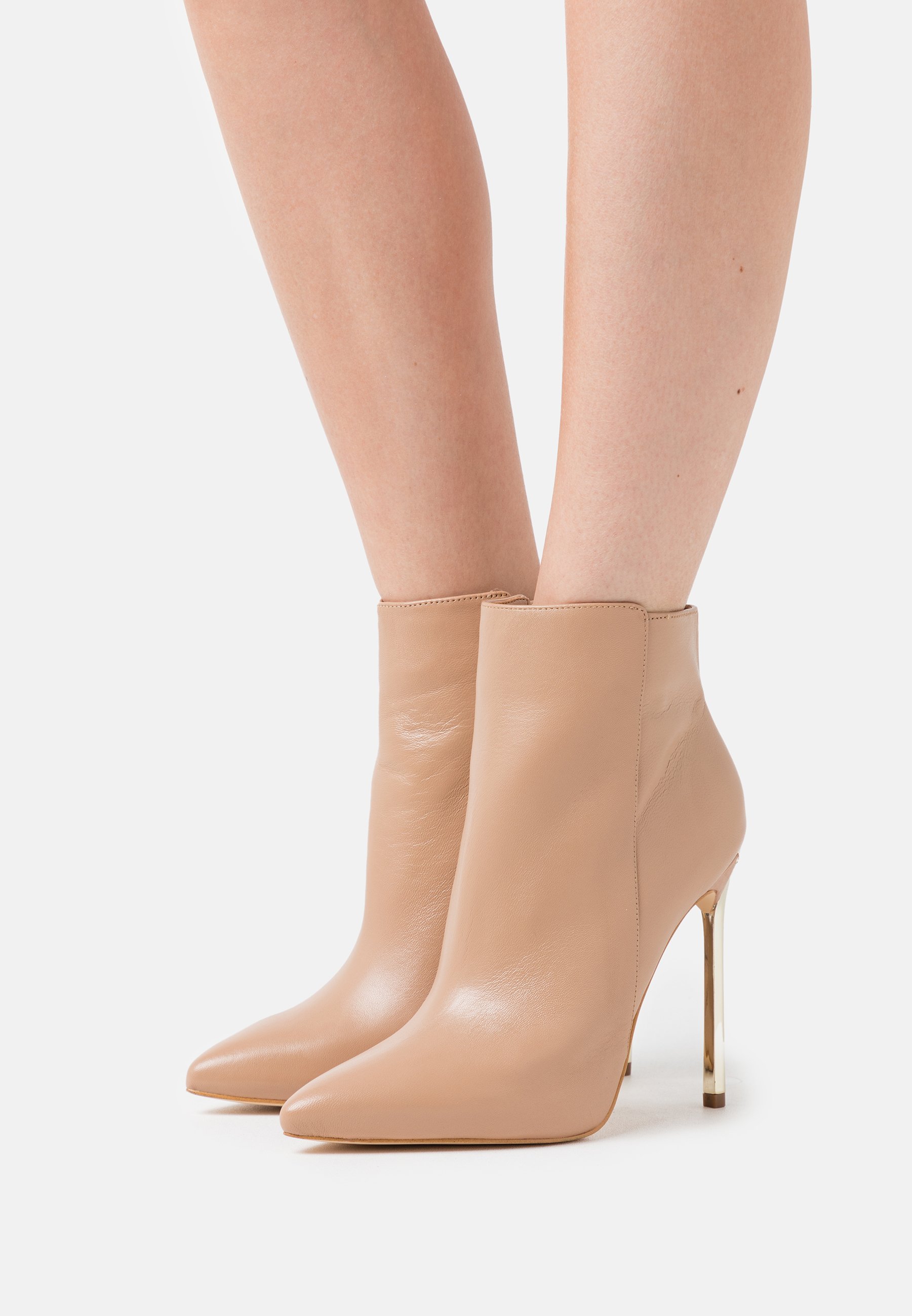 EHREN Enkellaarsjes met hoge hak beige neutro EHREN Enkellaarsjes met hoge hak beige neutro