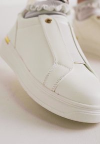 Anna Field Chaussons - white