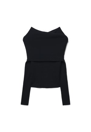 Maglione nero a maniche lunghe in knit, con ampia scollatura asimmetrica e silhouette aderente.