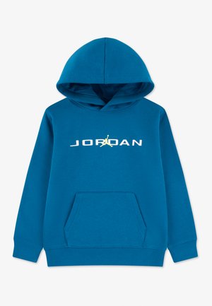 Sudadera azul con capucha, bolsillo canguro frontal y texto blanco "JORDAN" con un logo Jumpman amarillo en el pecho.