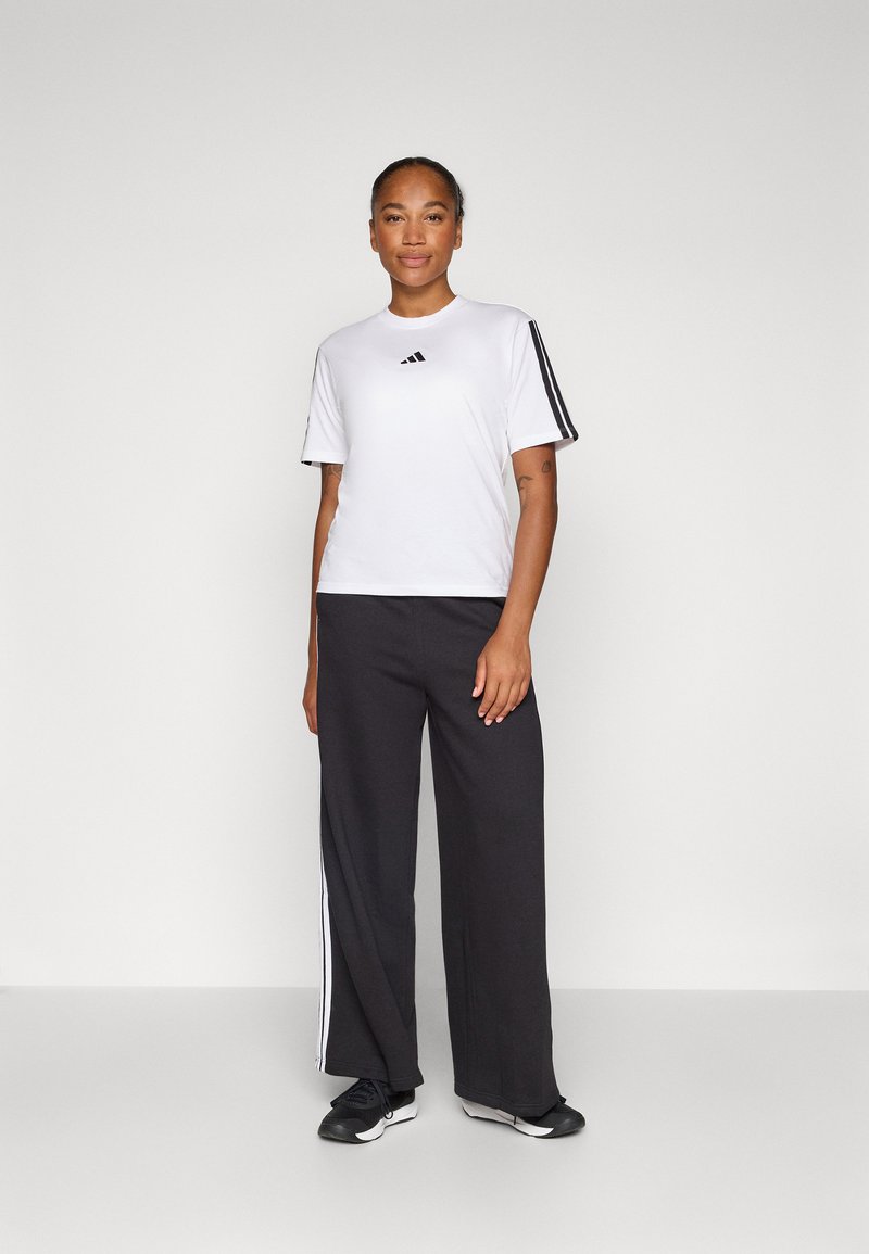 Pantalon Jogging Ensemble Adidas Stripes Femme Ensemble Jogging Pantalon Sport Molleton Femme Adidas Performance Adidas  Pantalon Large En Molleton Essentials 3-Stripes